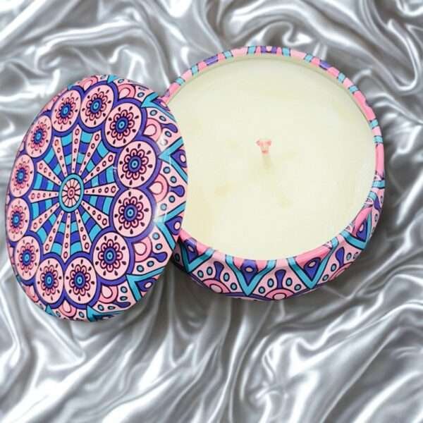 Handcrafted mandala tin candle with artistic design – Pavanea