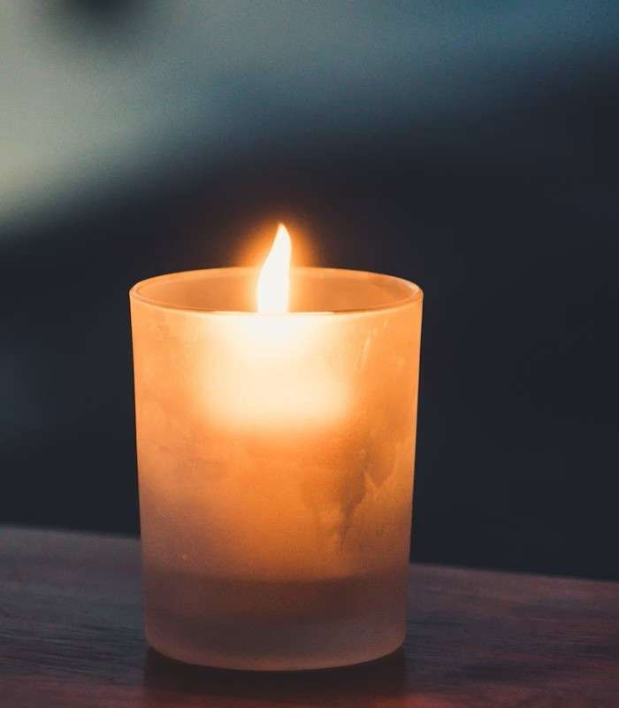Pavanea scented candle